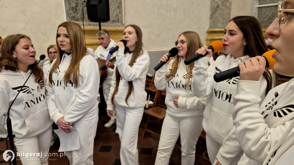 Maryja - Matka nadziei: Maturzyści z Biłgoraja i regionu na Jasnej Górze