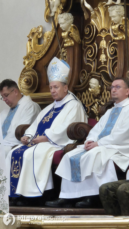 Maryja - Matka nadziei: Maturzyści z Biłgoraja i regionu na Jasnej Górze