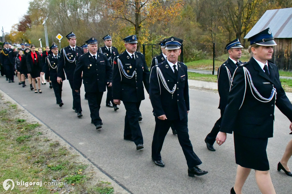 Jest radość w OSP Pisklaki. Jednostka ma nowy bojowy wóz