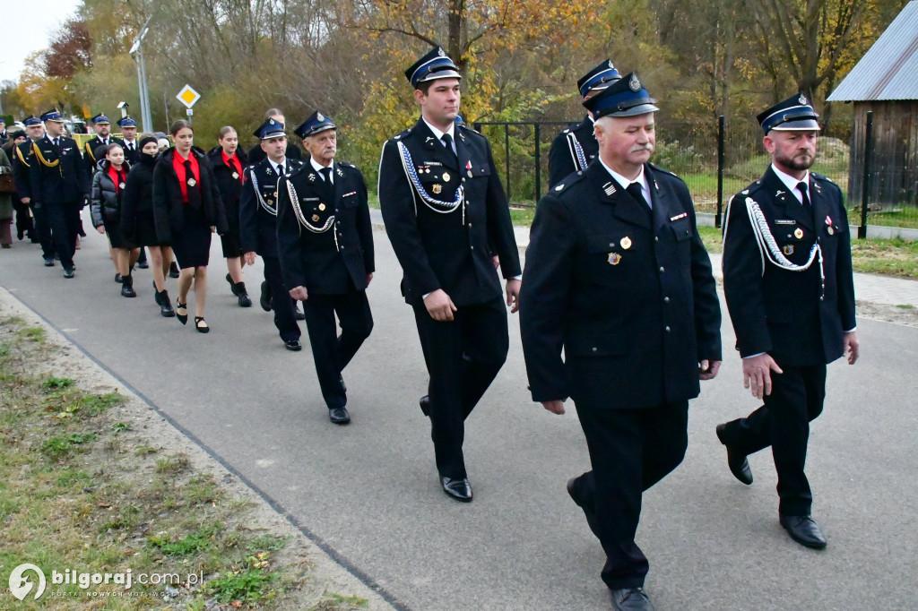 Jest radość w OSP Pisklaki. Jednostka ma nowy bojowy wóz