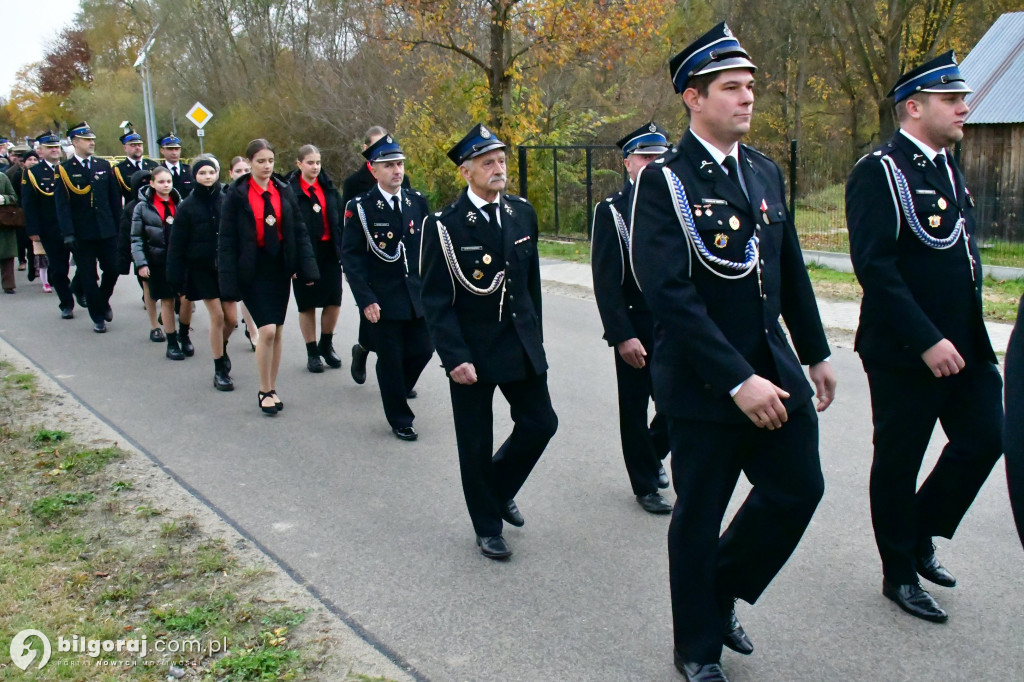 Jest radość w OSP Pisklaki. Jednostka ma nowy bojowy wóz