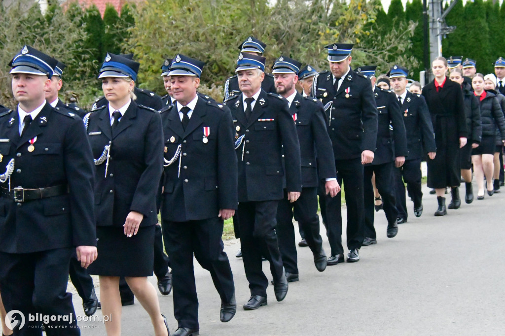 Jest radość w OSP Pisklaki. Jednostka ma nowy bojowy wóz