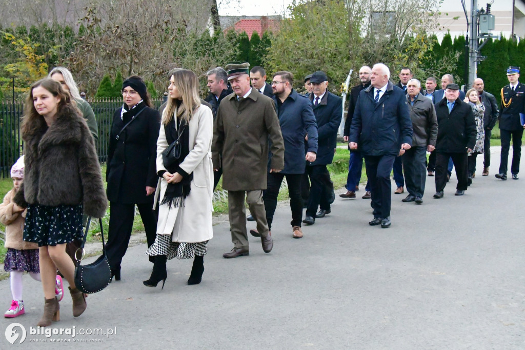 Jest radość w OSP Pisklaki. Jednostka ma nowy bojowy wóz