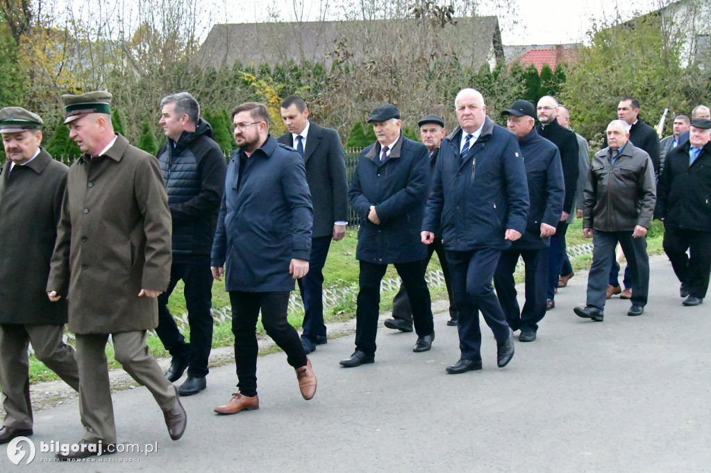 Jest radość w OSP Pisklaki. Jednostka ma nowy bojowy wóz