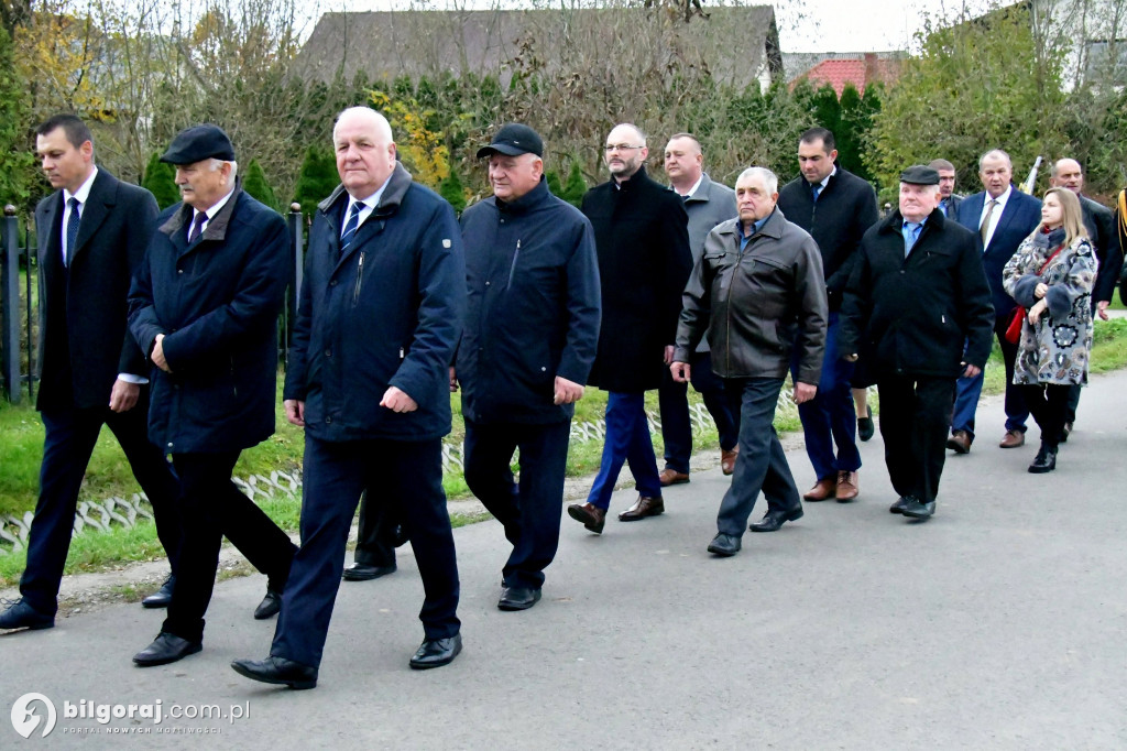 Jest radość w OSP Pisklaki. Jednostka ma nowy bojowy wóz