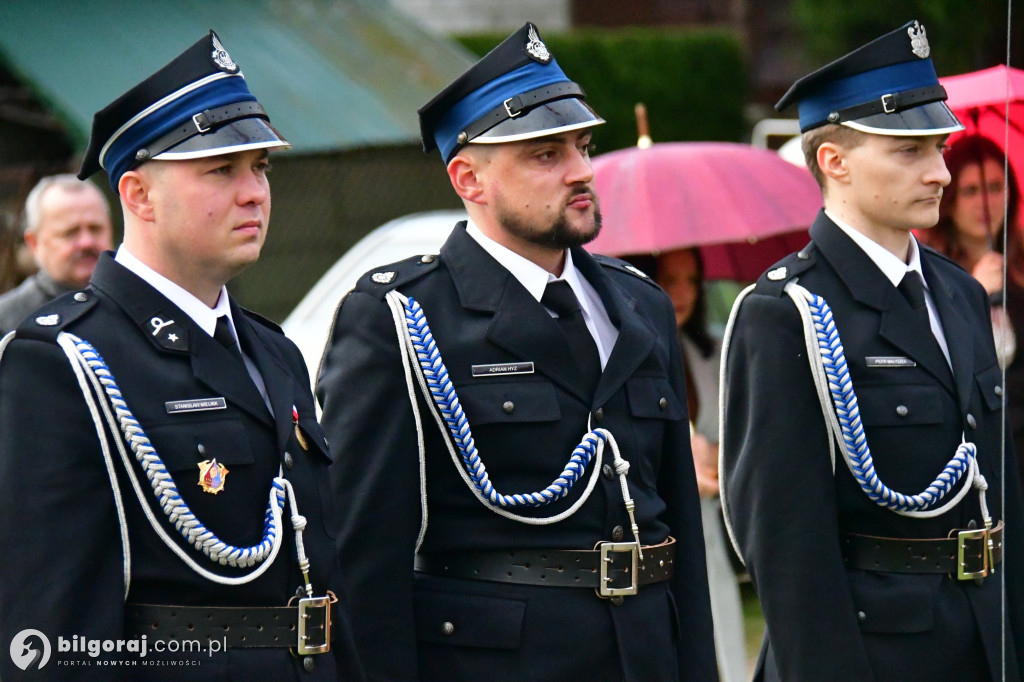Jest radość w OSP Pisklaki. Jednostka ma nowy bojowy wóz