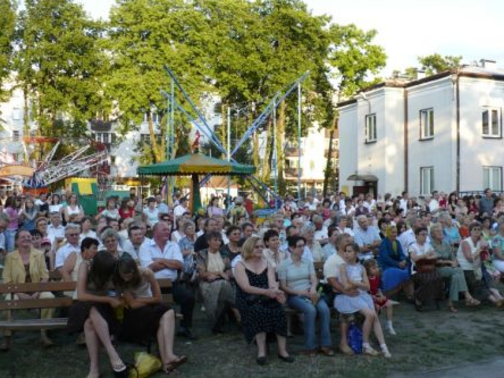 KONCERT WAKACYJNY