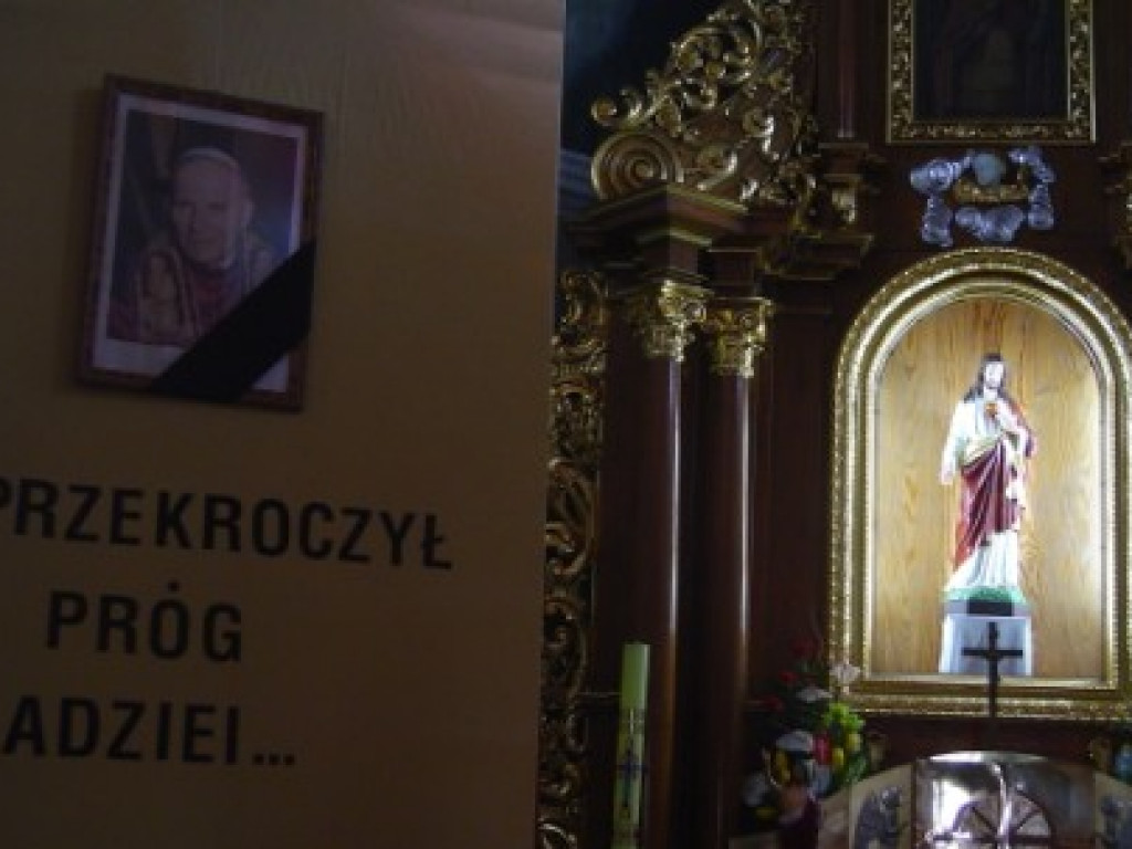 21:37