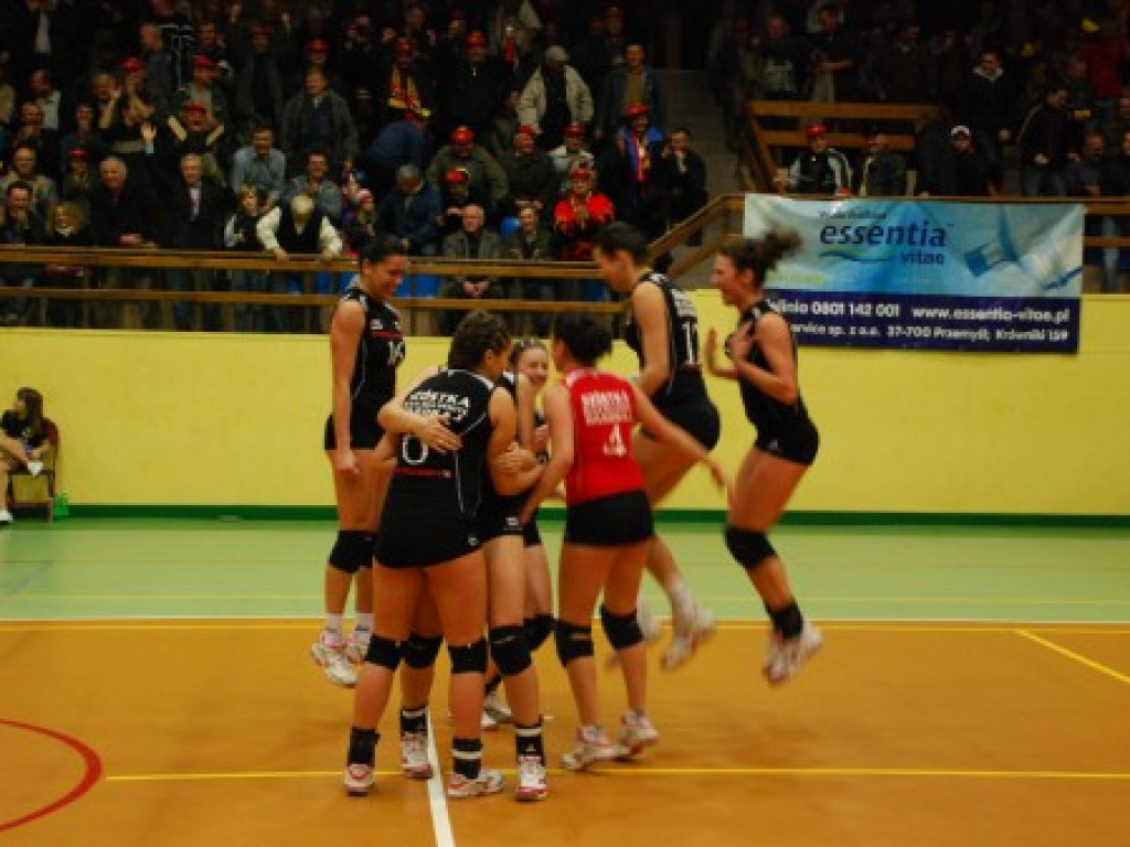 Szóstka Black Red White Biłgoraj : Dalin Myślenice 3:1