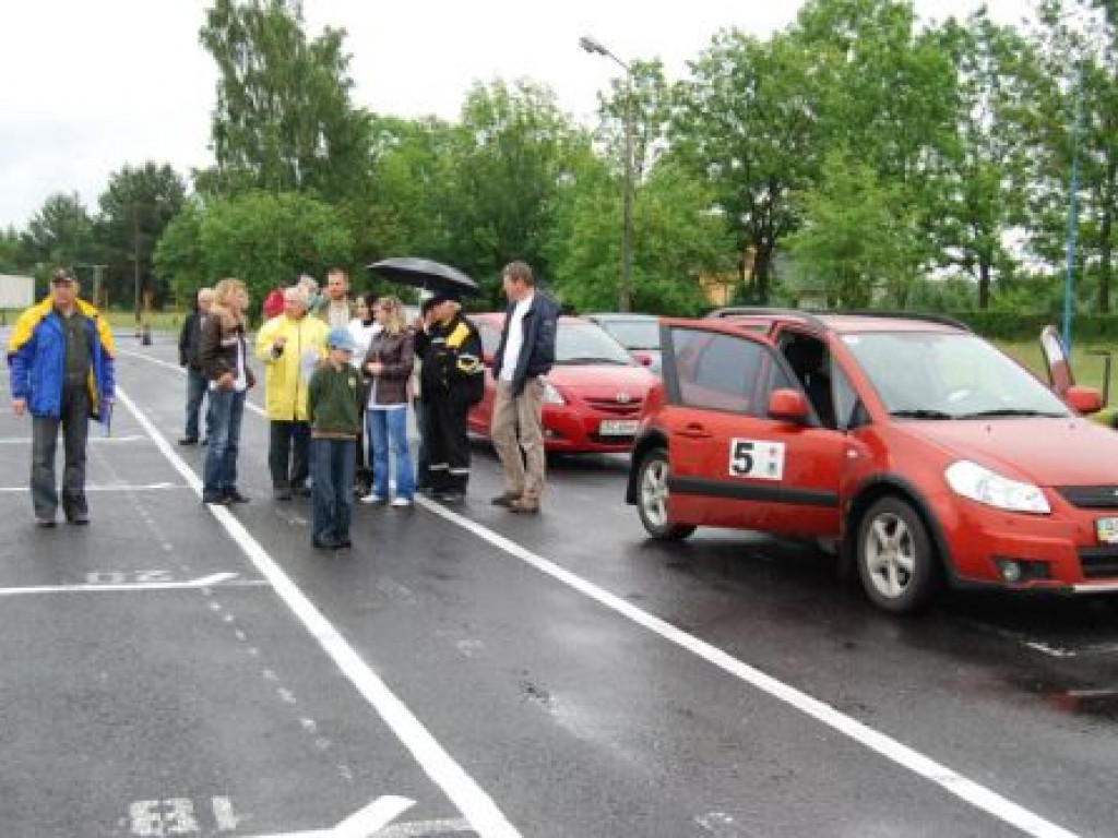 Piotr Olszówka otworzył biuro poselskie (FOTO)