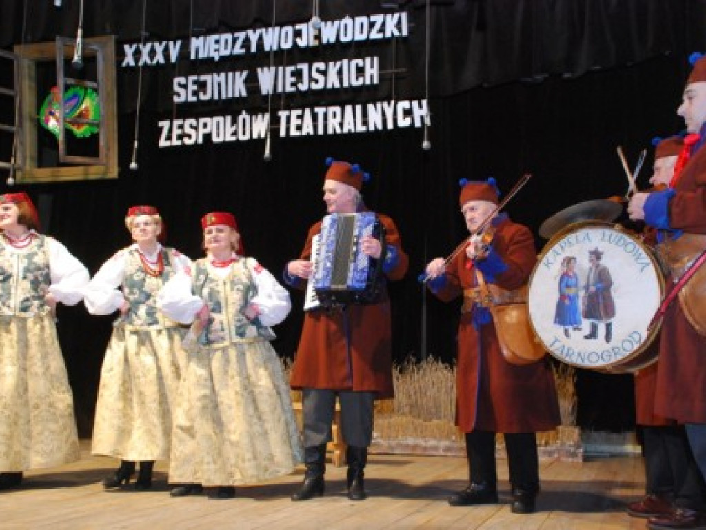 Wiejskie Zespoły Teatralne na deskach sceny w Tarnogrodzie