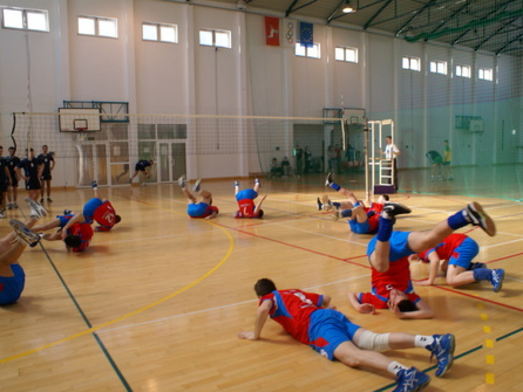 Siatkarze z LEŚNIKA BRĄZOWYMI MEDALISTAMI finałów wojewódzkiej licealiady