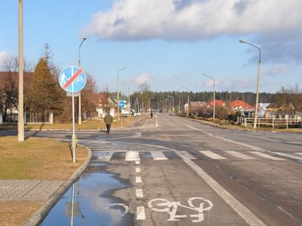 Zmiana organizacji ruchu rowerowego przy ul. Poniatowskiego (na odcinku od ul. Harcerskiej do ul. Cichej)