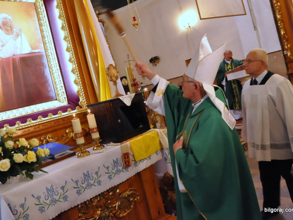 Kolejna biłgorajska świątynia ma relikwie Jana Pawła II (FOTO)