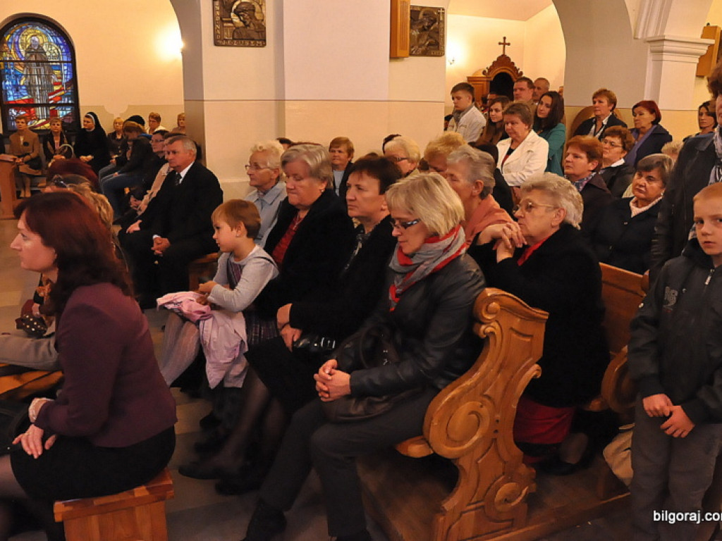 Kolejna biłgorajska świątynia ma relikwie Jana Pawła II (FOTO)