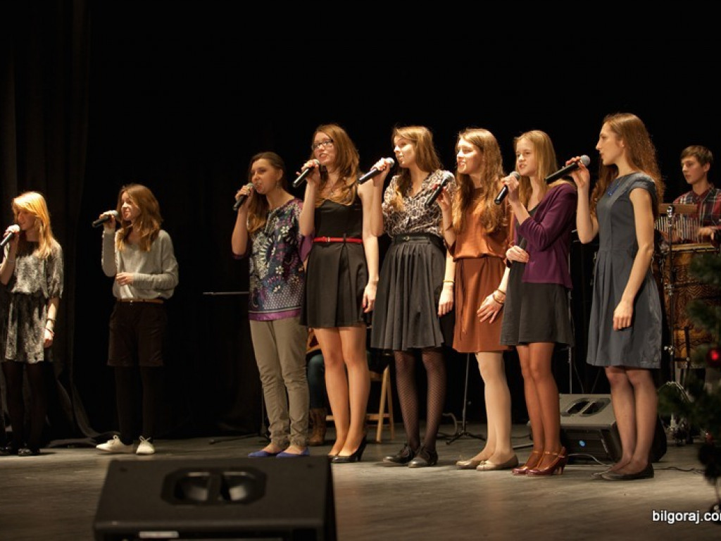 BIŁGORAJ: Koncert kolęd i piosenek świątecznych