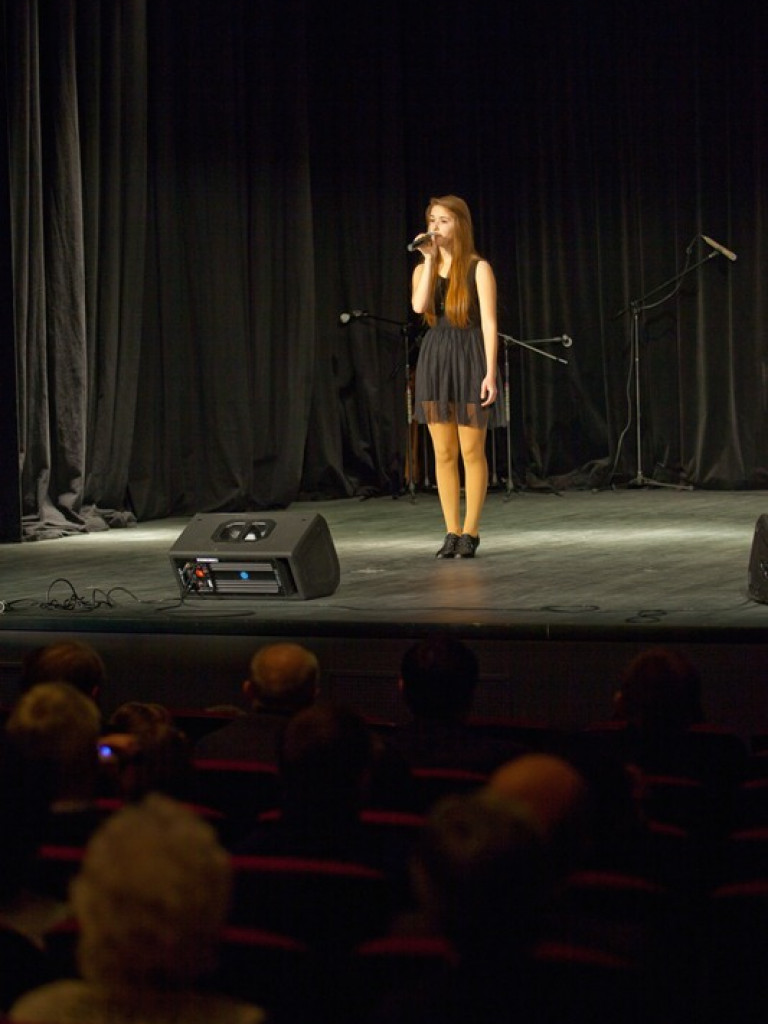 BIŁGORAJ: Koncert kolęd i piosenek świątecznych