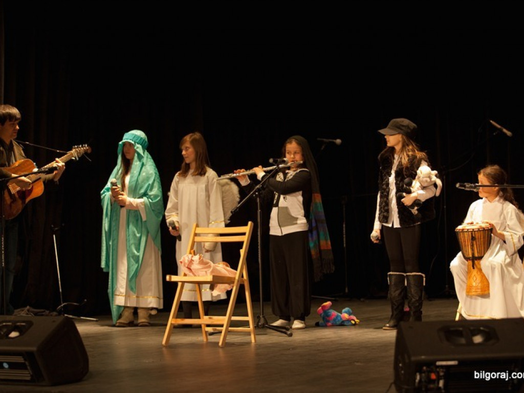 BIŁGORAJ: Koncert kolęd i piosenek świątecznych