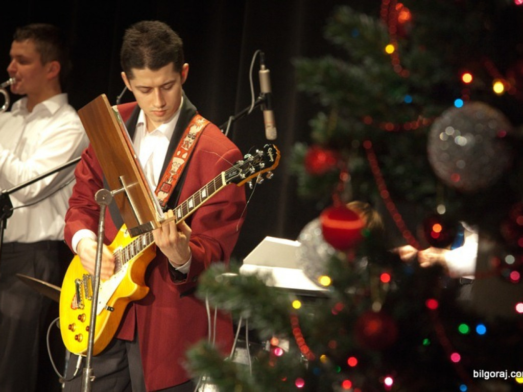 BIŁGORAJ: Koncert kolęd i piosenek świątecznych