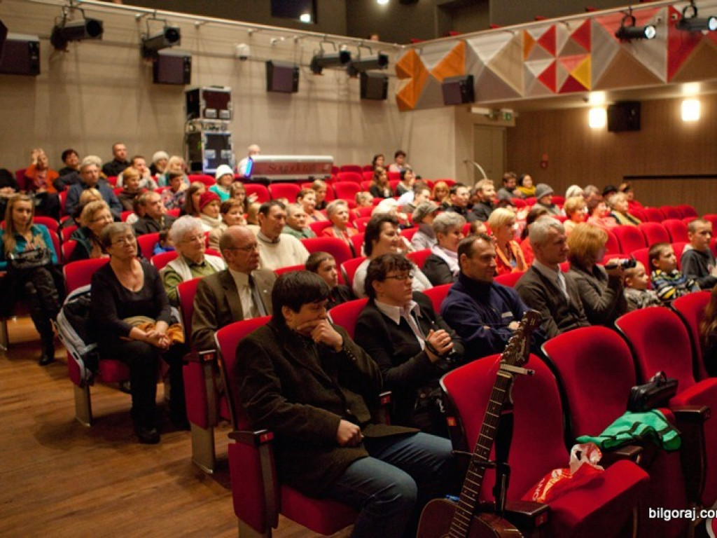 BIŁGORAJ: Koncert kolęd i piosenek świątecznych