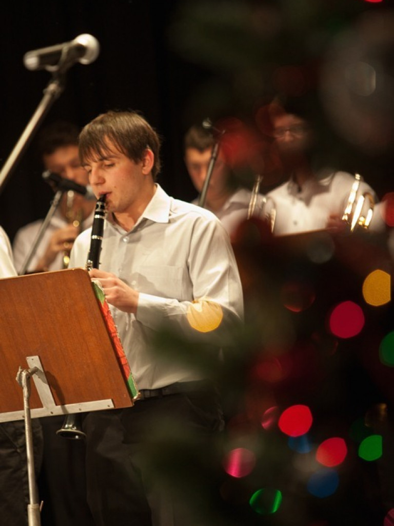 BIŁGORAJ: Koncert kolęd i piosenek świątecznych