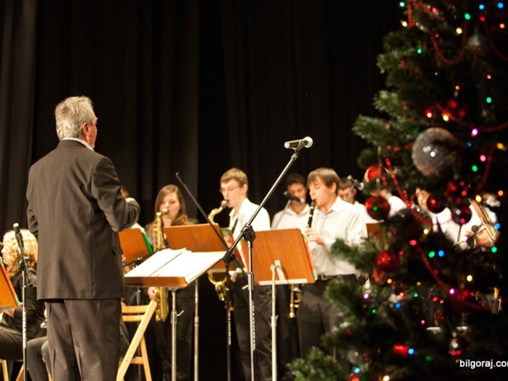 BIŁGORAJ: Koncert kolęd i piosenek świątecznych