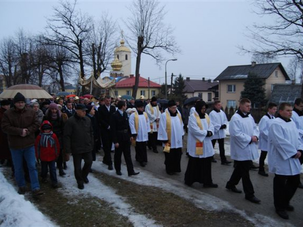Chrystus Zmartwychwstał. Prawdziwie Zmartwychwstał