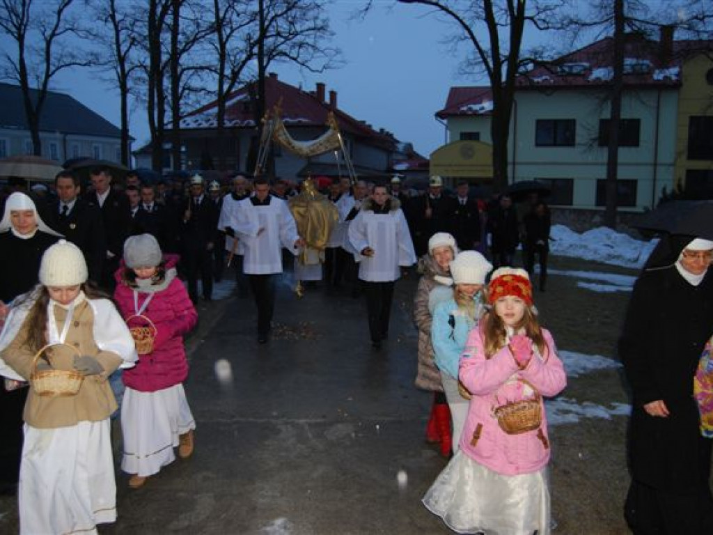 Chrystus Zmartwychwstał. Prawdziwie Zmartwychwstał