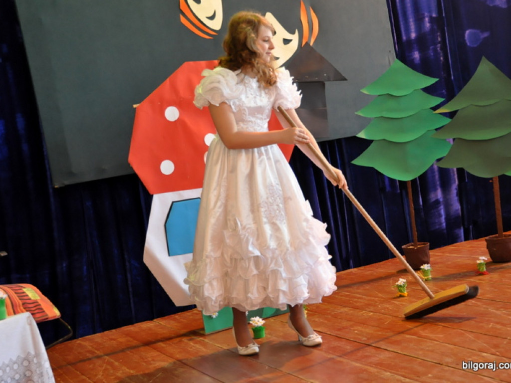 Szkolne teatry prezentowały się w Smólsku