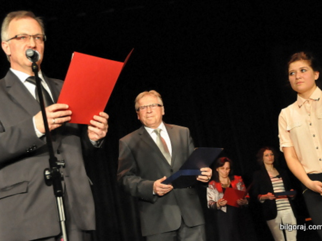Burmistrz nagrodził najlepszych sportowców i działaczy kultury
