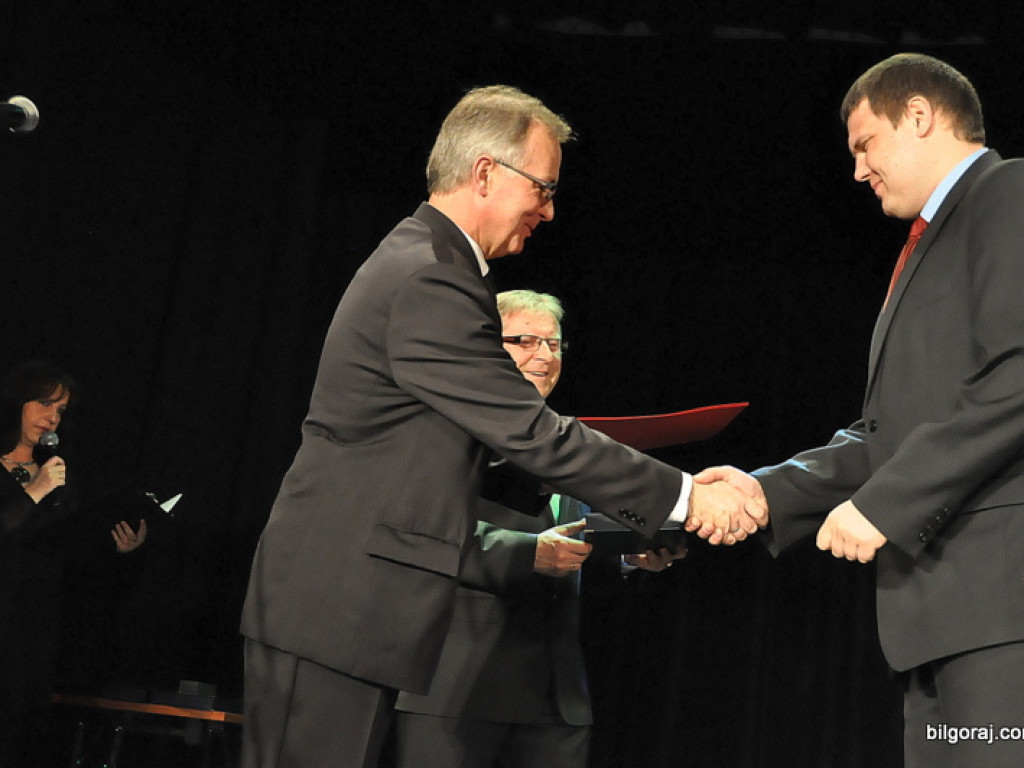 Burmistrz nagrodził najlepszych sportowców i działaczy kultury