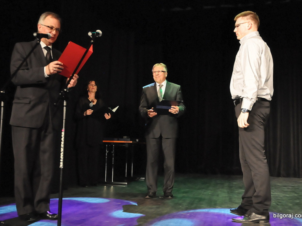 Burmistrz nagrodził najlepszych sportowców i działaczy kultury