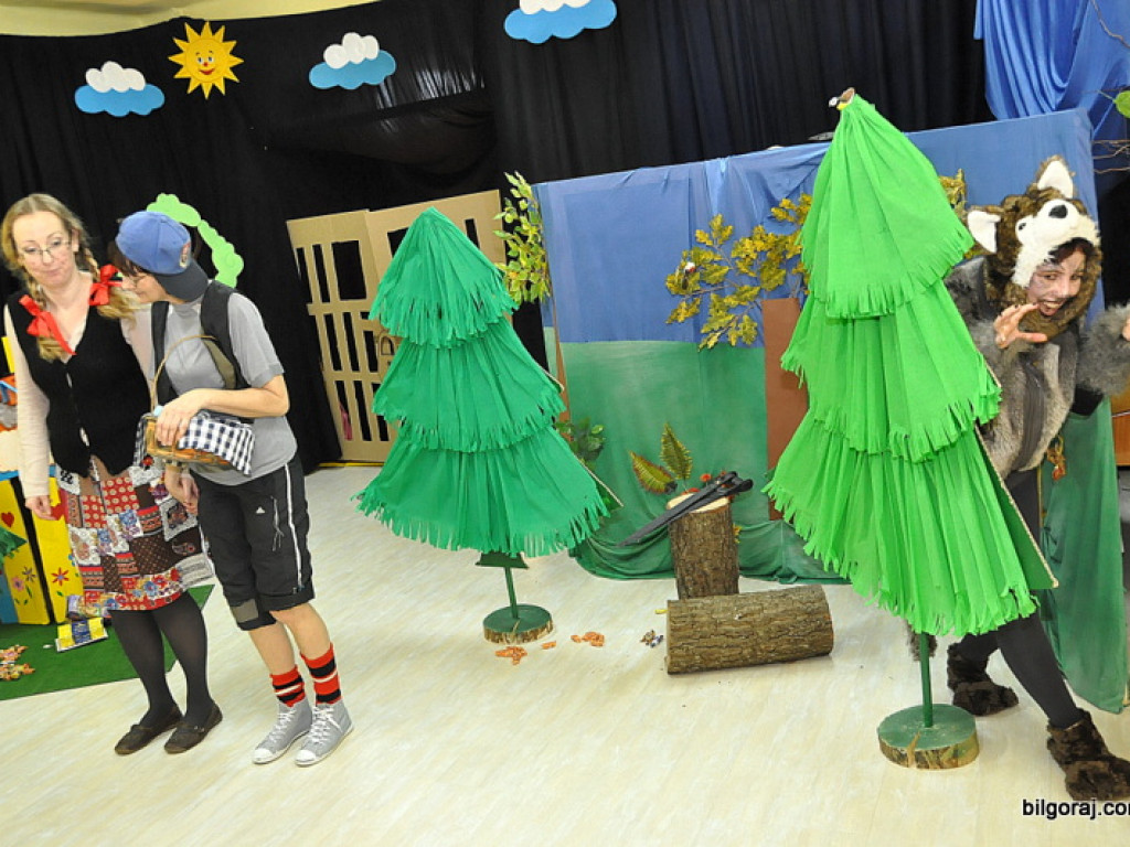 Jaś i Małgosia, czyli rodzice i nauczyciele dzieciom (FOTO)