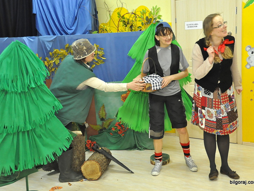 Jaś i Małgosia, czyli rodzice i nauczyciele dzieciom (FOTO)