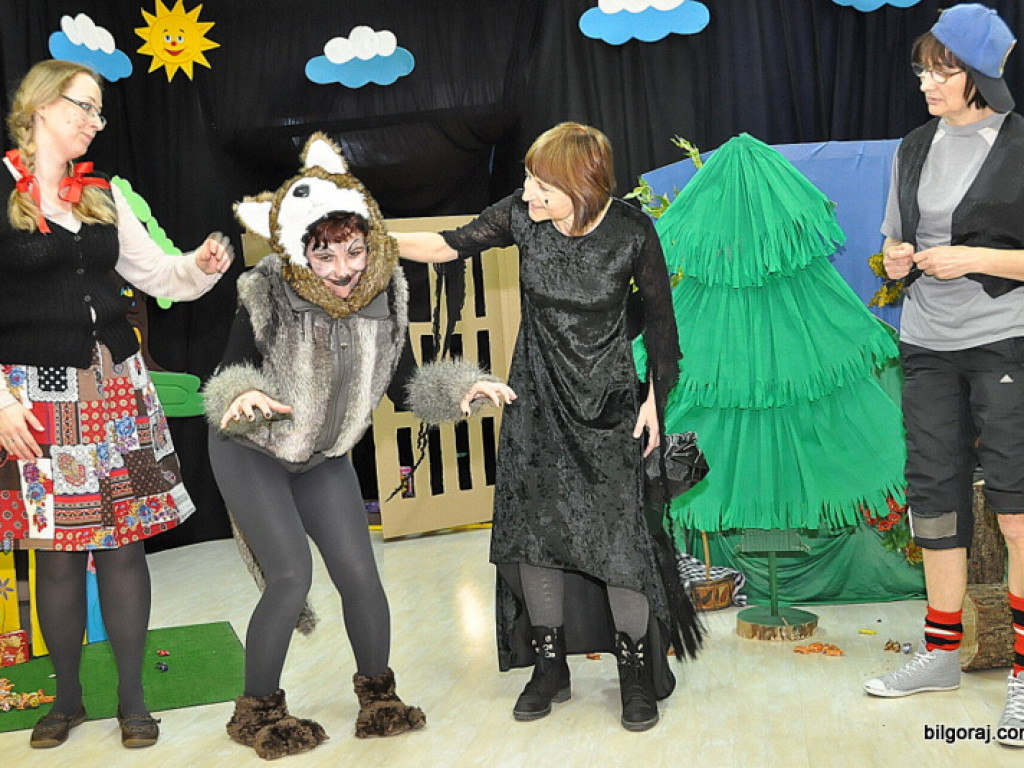 Jaś i Małgosia, czyli rodzice i nauczyciele dzieciom (FOTO)