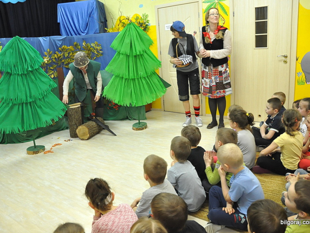 Jaś i Małgosia, czyli rodzice i nauczyciele dzieciom (FOTO)