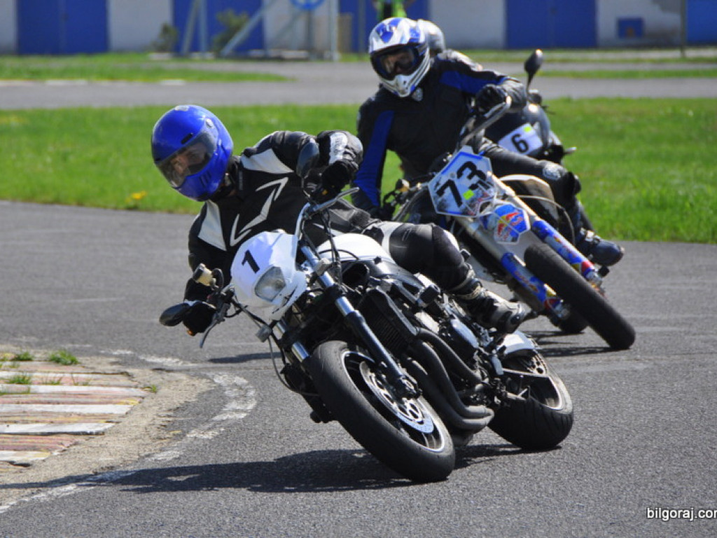 Biłgoraj Moto Majówka 2013: Zientarski i wyścigi motocyklowe (FOTO, VIDEO, WYNIKI)