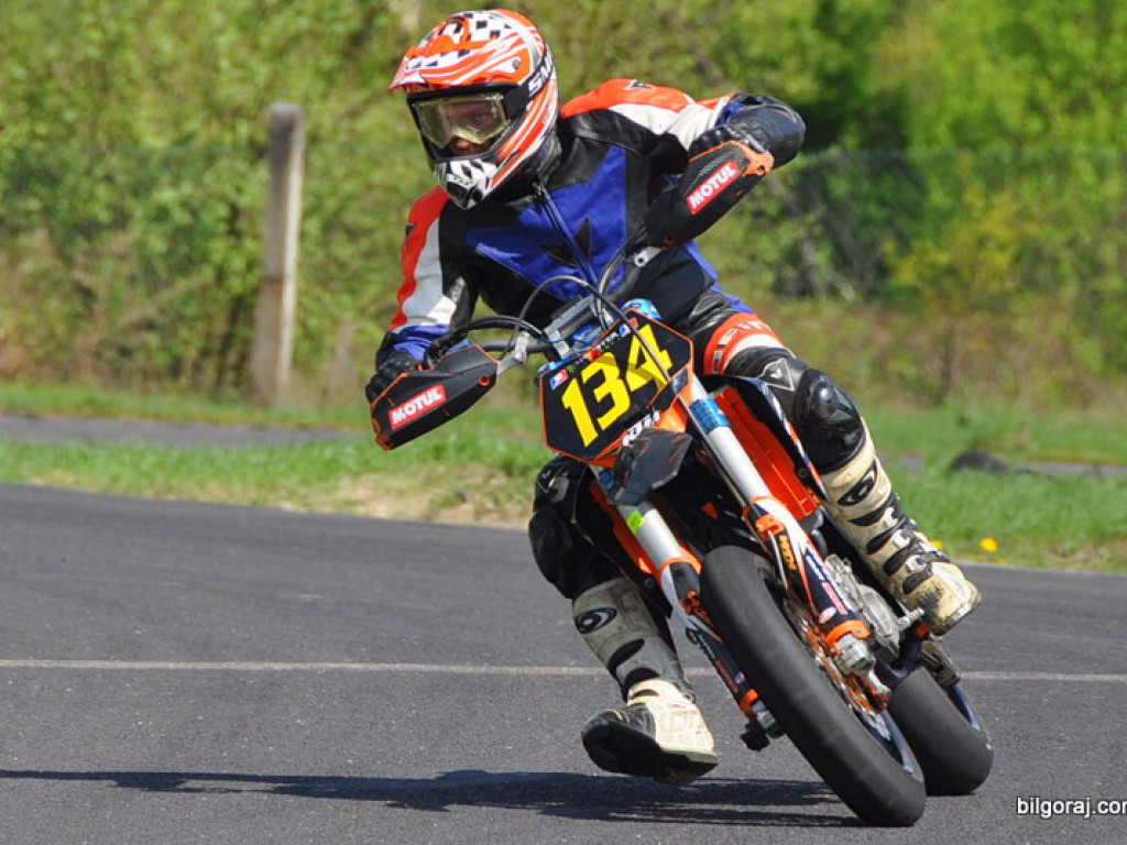 Biłgoraj Moto Majówka 2013: Zientarski i wyścigi motocyklowe (FOTO, VIDEO, WYNIKI)