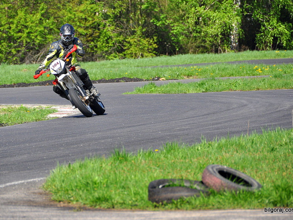 Biłgoraj Moto Majówka 2013: Zientarski i wyścigi motocyklowe (FOTO, VIDEO, WYNIKI)