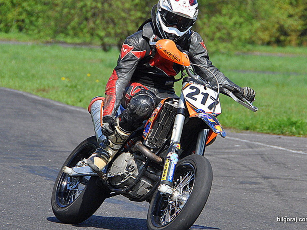 Biłgoraj Moto Majówka 2013: Zientarski i wyścigi motocyklowe (FOTO, VIDEO, WYNIKI)