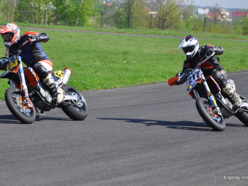 Biłgoraj Moto Majówka 2013: Zientarski i wyścigi motocyklowe (FOTO, VIDEO, WYNIKI)