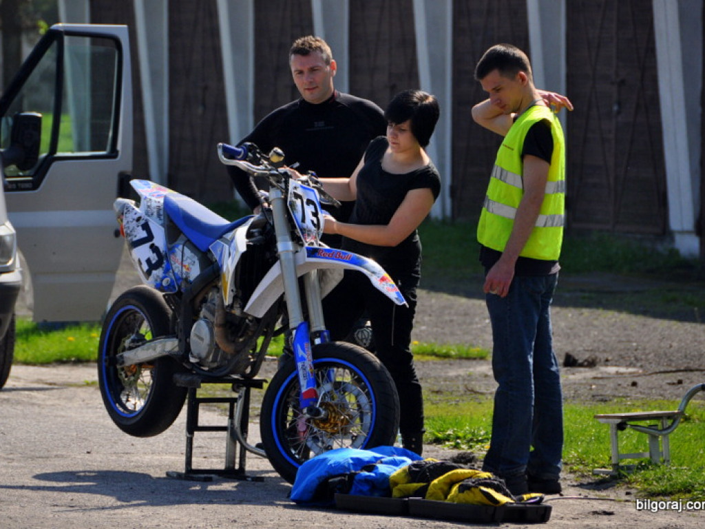 Biłgoraj Moto Majówka 2013: Zientarski i wyścigi motocyklowe (FOTO, VIDEO, WYNIKI)