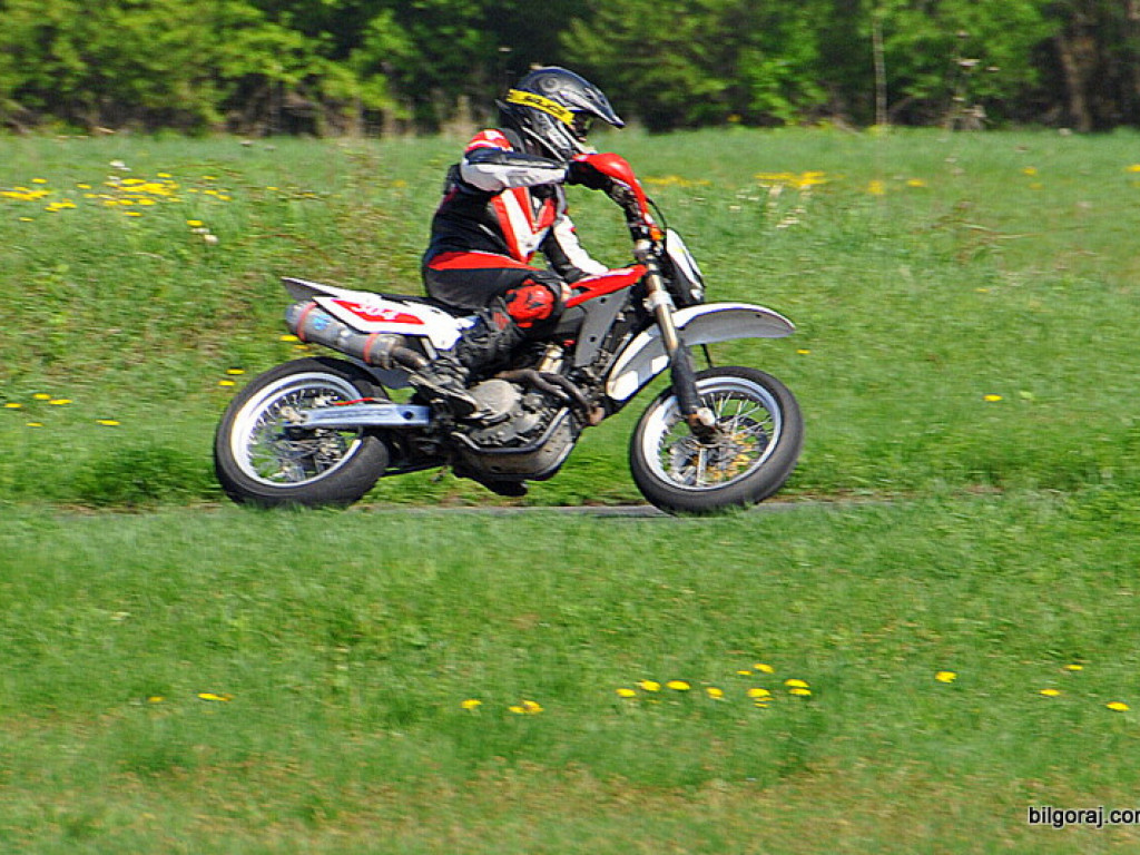 Biłgoraj Moto Majówka 2013: Zientarski i wyścigi motocyklowe (FOTO, VIDEO, WYNIKI)