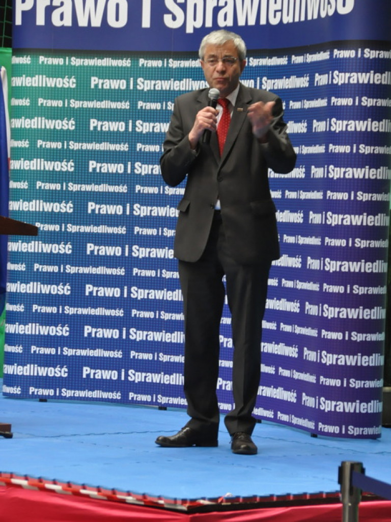 Kaczyński w Biłgoraju: Jest alternatywa dla tego rządu. To PiS! (FOTO, VIDEO)