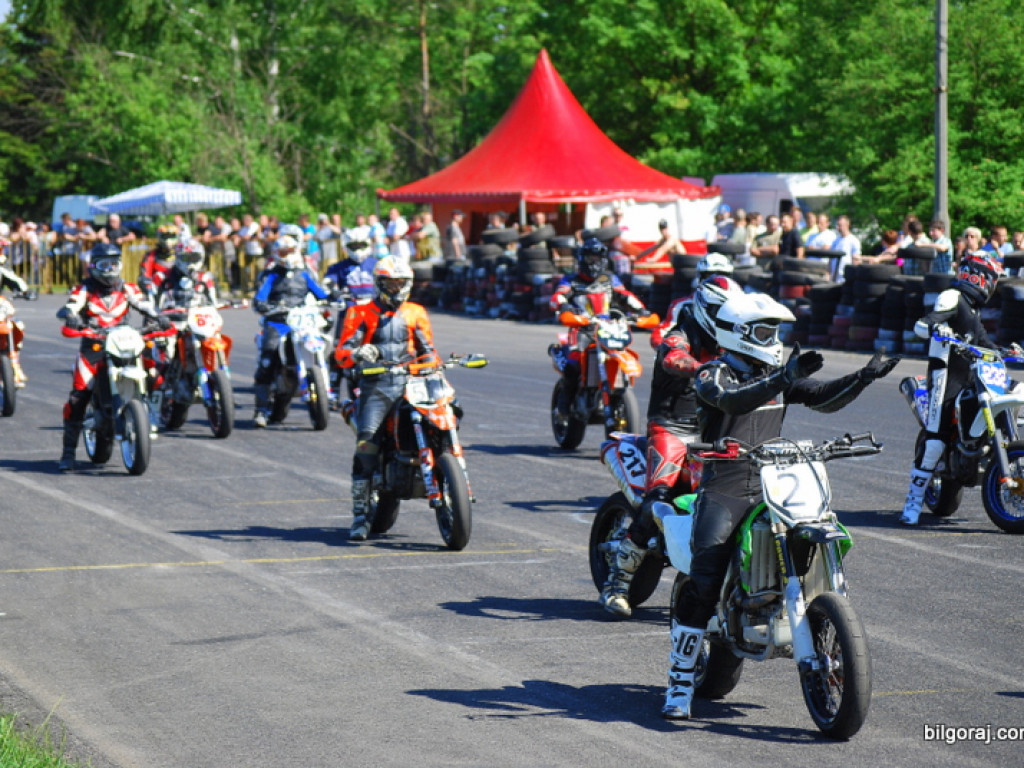 Zawody motocyklowe (FOTO, WYNIKI)