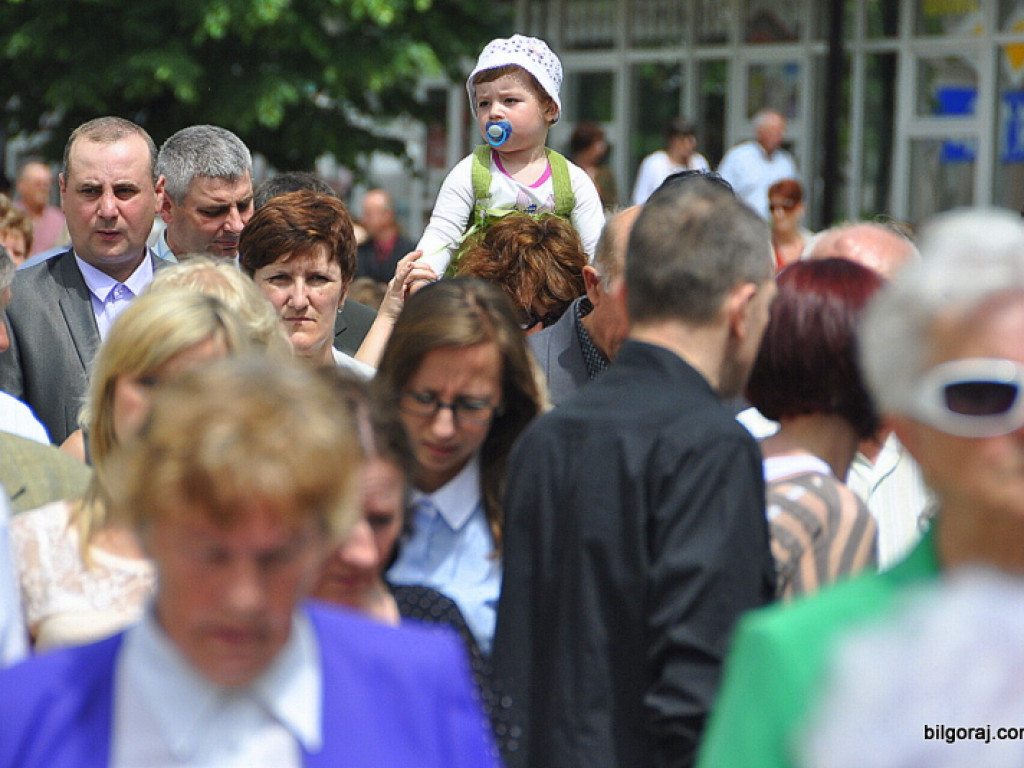 Biłgorajanie manifestują swą wiarę. Tysiące ludzi na procesjach Bożego Ciała (FOTO, VIDEO)