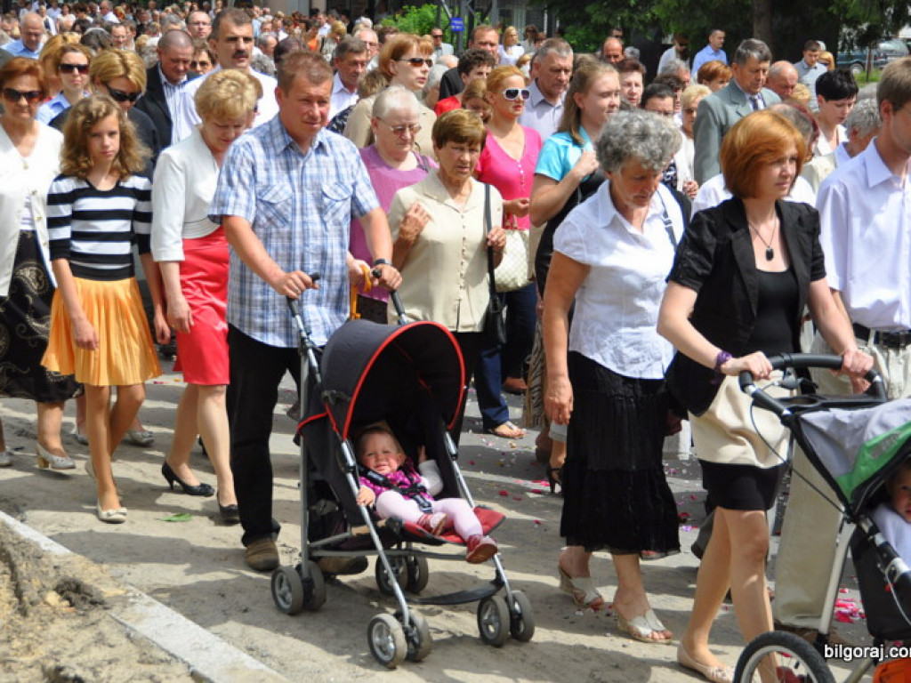 Biłgorajanie manifestują swą wiarę. Tysiące ludzi na procesjach Bożego Ciała (FOTO, VIDEO)