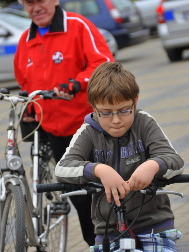 Majowa Masa Krytyczna - rowerzyści walczą o ścieżkę rowerową przy ul. Długiej