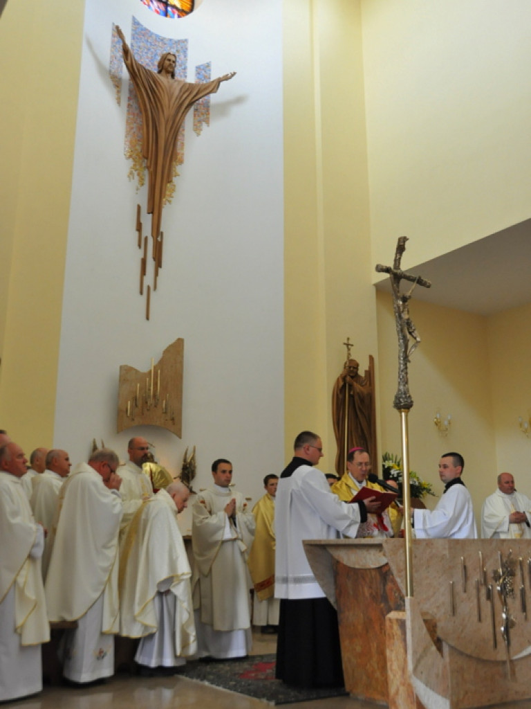 Konsekracja kościoła bł. Jana Pawła II (FOTO, VIDEO)