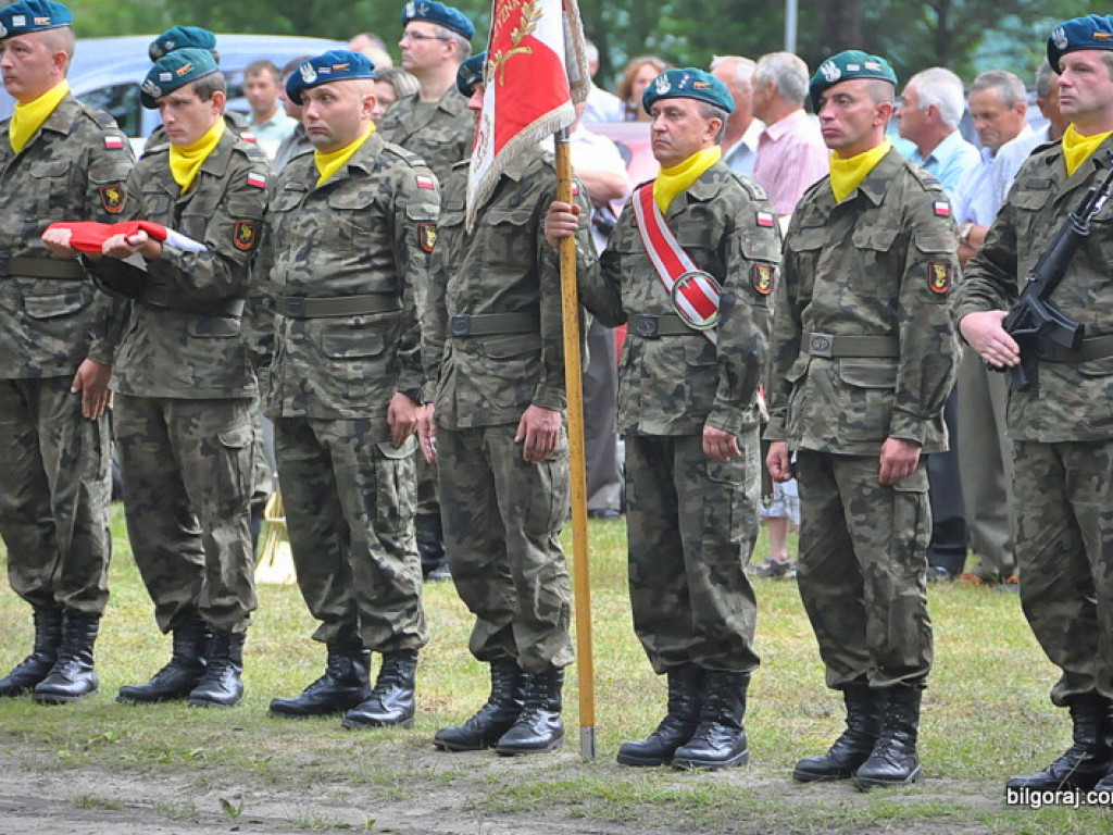 Bo wolność krzyżami się mierzy...